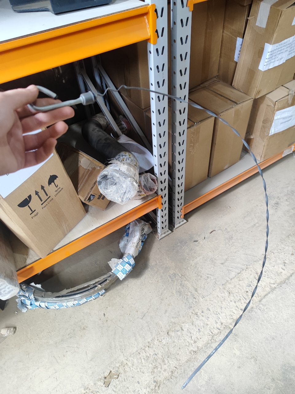 VARETA DE NÍVEL DE ÓLEO COM PUXADOR TIPO ARGOLA PC:3359