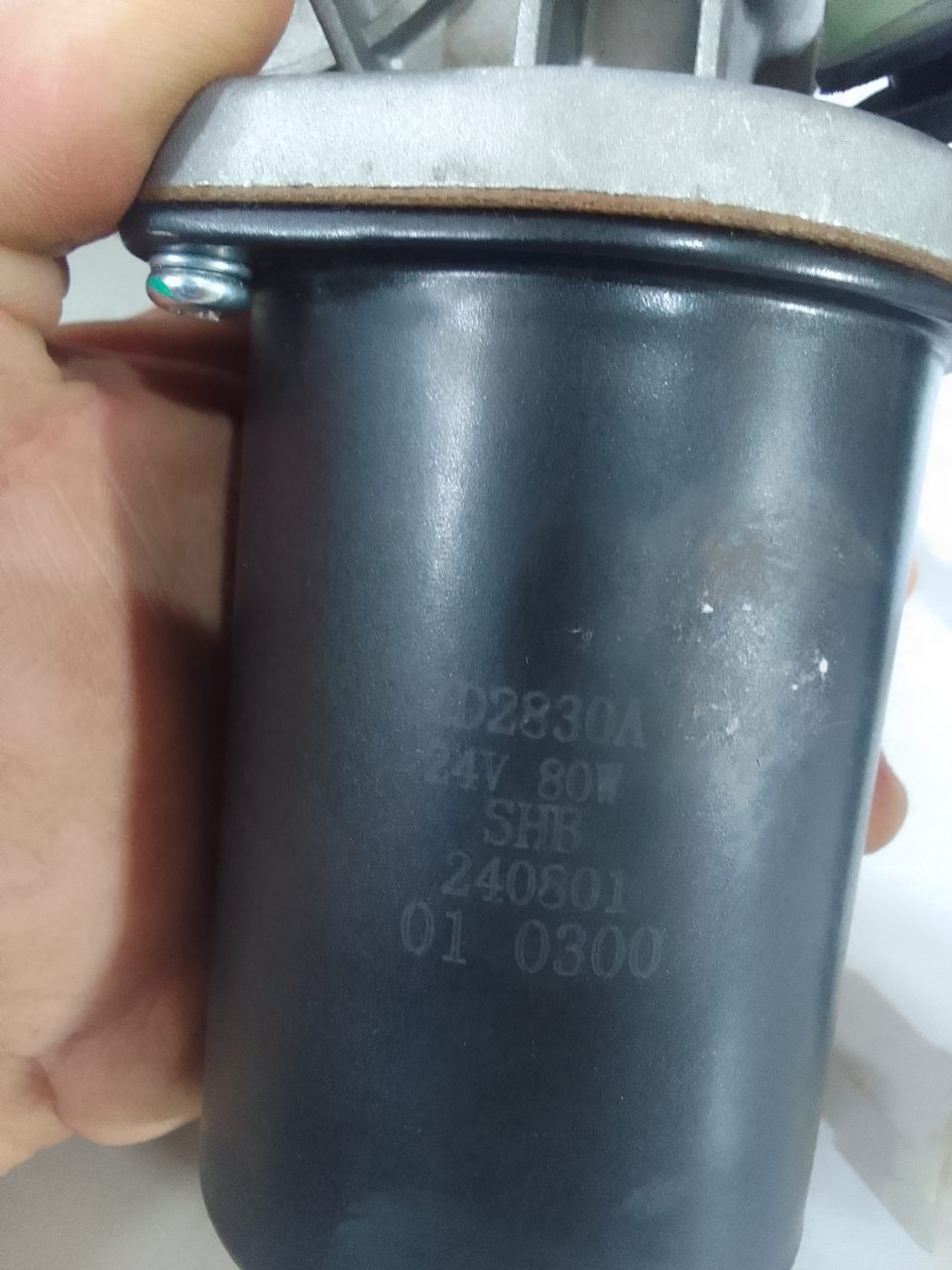 MOTOR LIMPADOR DE PARA-BRISA 24V 80W