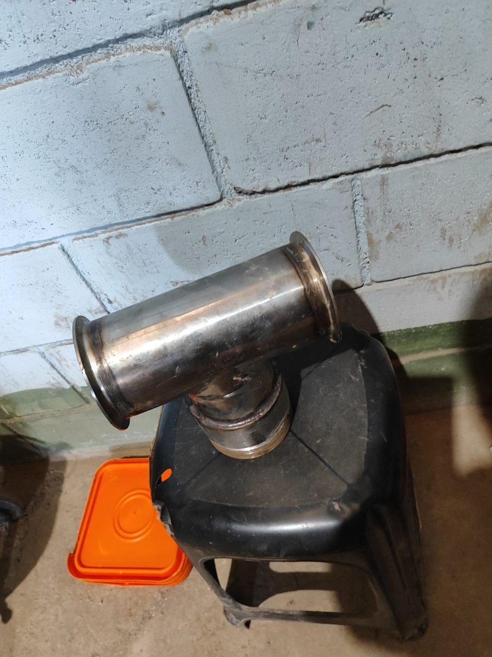 TÊ SANITÁRIO AÇO INOXIDÁVEL COM TERMINAIS TRI-CLAMP