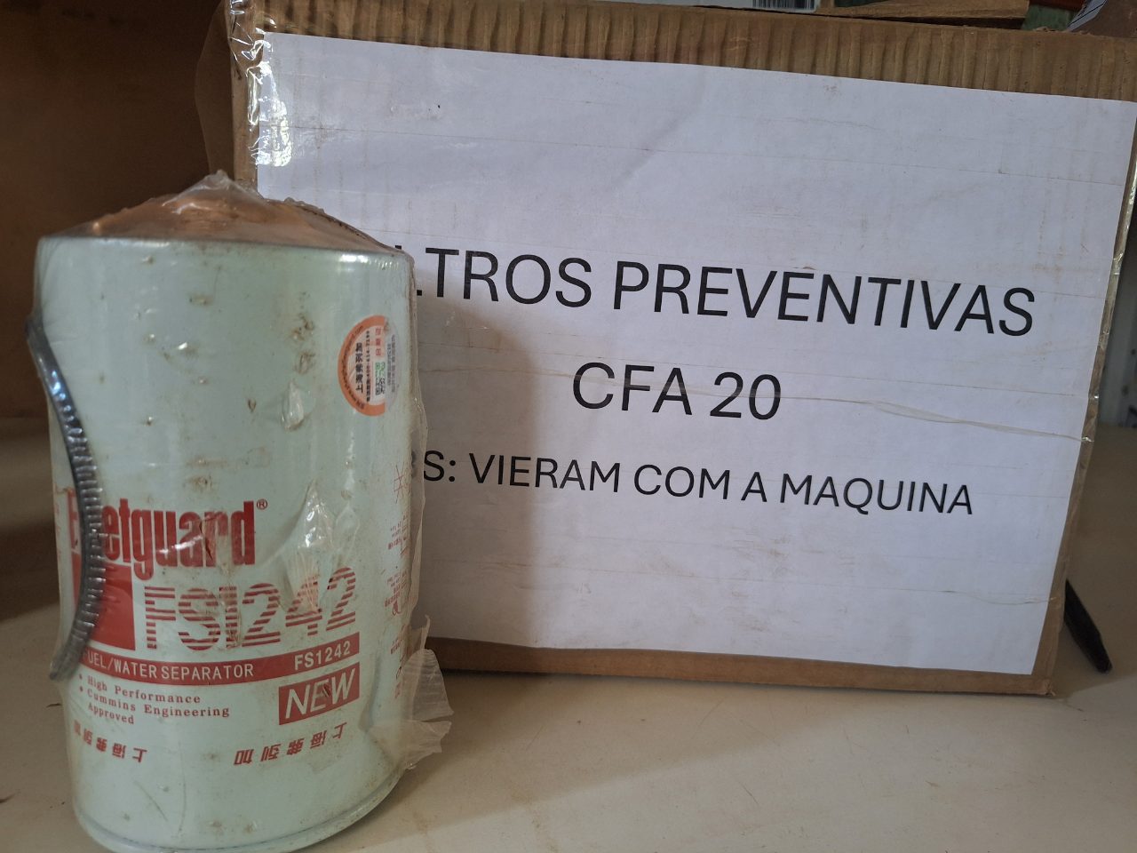 FILTRO SEPARADOR DE ÁGUA COMBUSTÍVEL FLEETGUARD FS1242