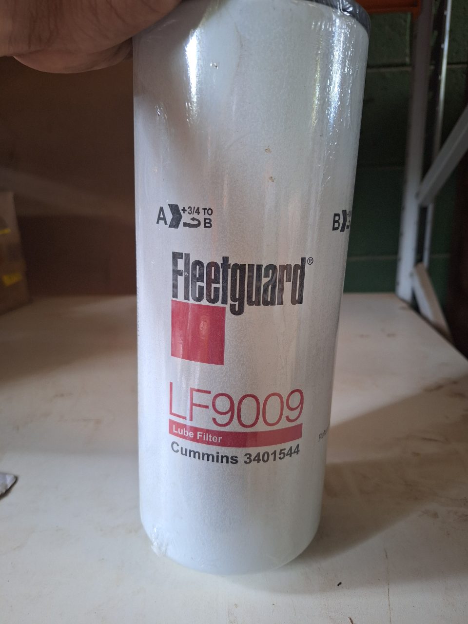 FILTRO DE ÓLEO LUBRIFICANTE FLEETGUARD LF9009