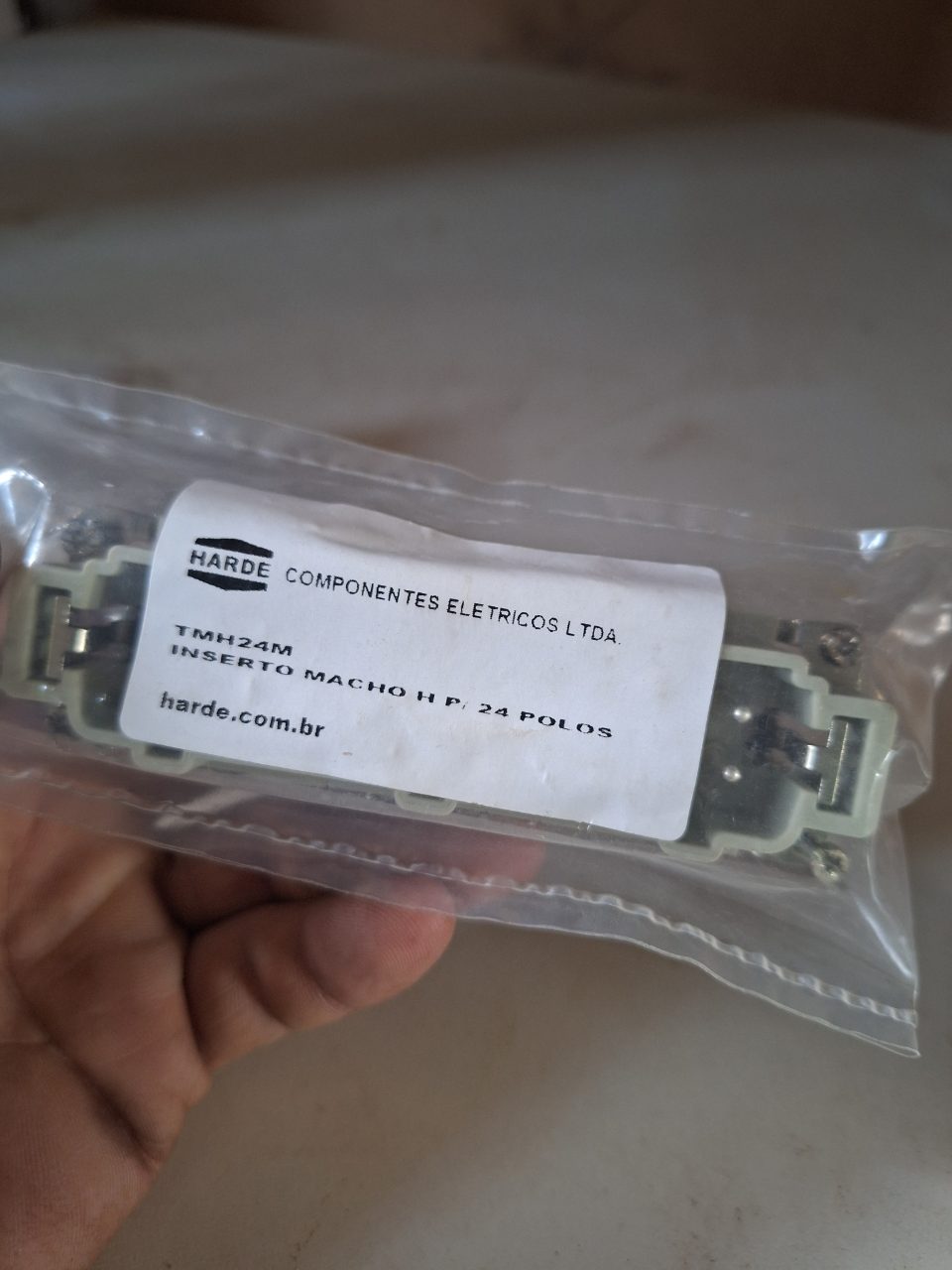 INSERTO MACHO MULTIPOLAR 24 POLOS